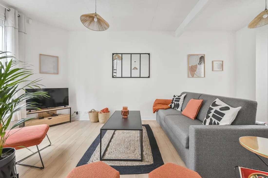 Salle à manger d'un logement géré par Get Host