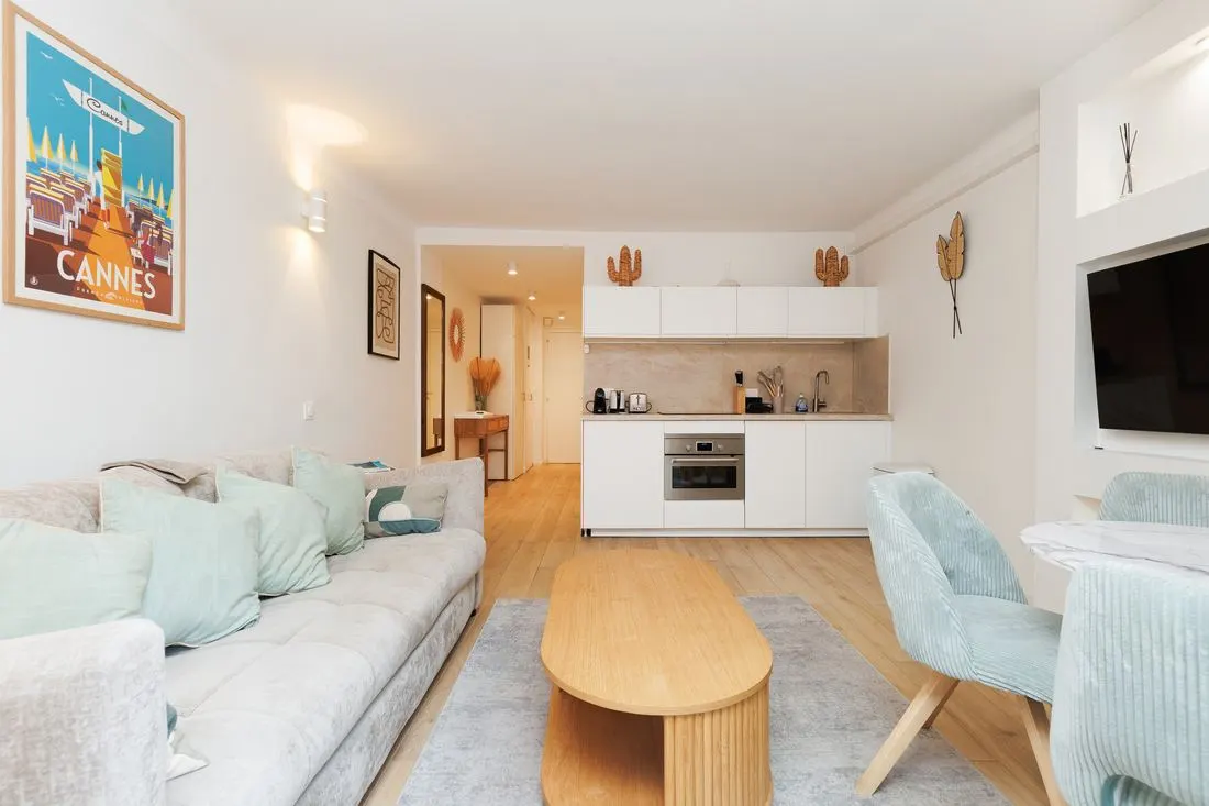 Pièce de vie d'un appartement géré par Get Host